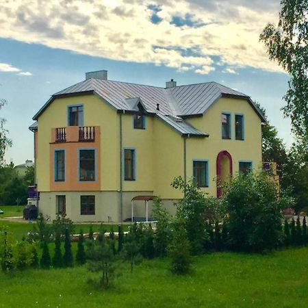 Wonderful 7 Bedroom Home In Vilnius Didzioji Reise Exterior foto